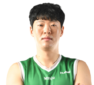 https://img.jundingdz.com/img/basketball/player/fb0abfefa6eb772de53067536b5b4b6f.png